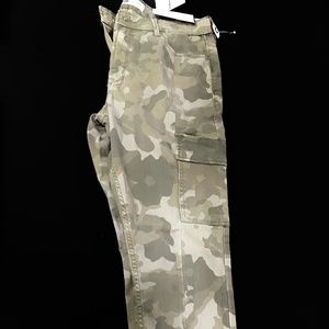 Old Navy Camo green, Skinny pants, Size 12